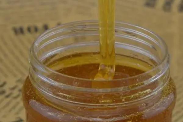 枣花蜜属于凉性还是热性食物，属于偏热性的蜂蜜