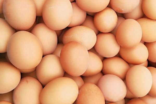 哪些鸡蛋不能吃，散黄蛋、发霉蛋、裂纹蛋均不可食用