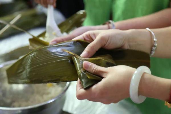 100张粽叶要多少斤糯米，通常需要5斤