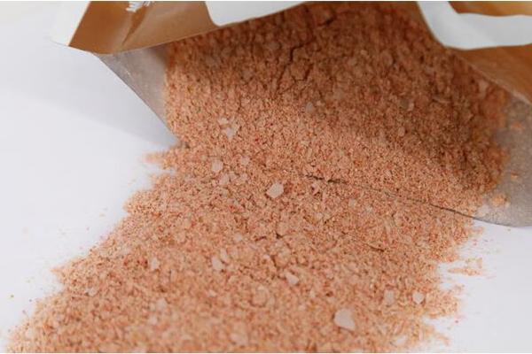 野河夜钓用什么饵，可选择自然饵料或商品饵料等