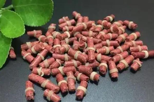 用红虫颗粒窝料打窝要不要泡发，泡发后更方便使用