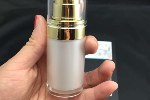 农村常见的香椿树皮有何作用，可用来提取植物精油、做香料、做特色饰品等