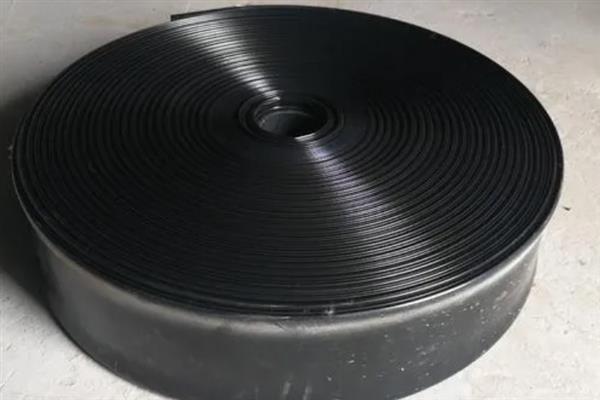 农用滴灌带是什么行业，属于塑料加工业