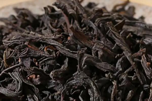茶叶的种类，分为白茶、黄茶、黑茶、乌龙茶等