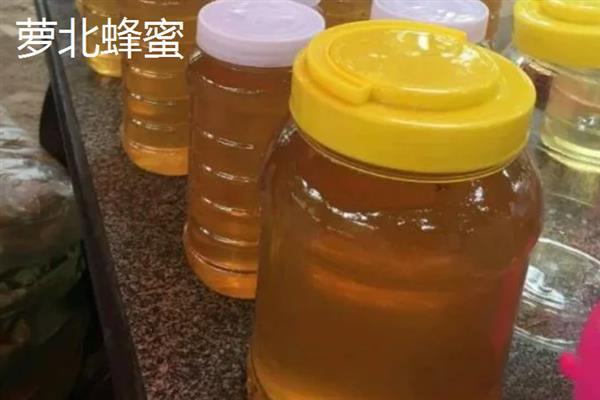 黑龙江省萝北县的特产，萝北黑木耳具有悠久的栽培历史