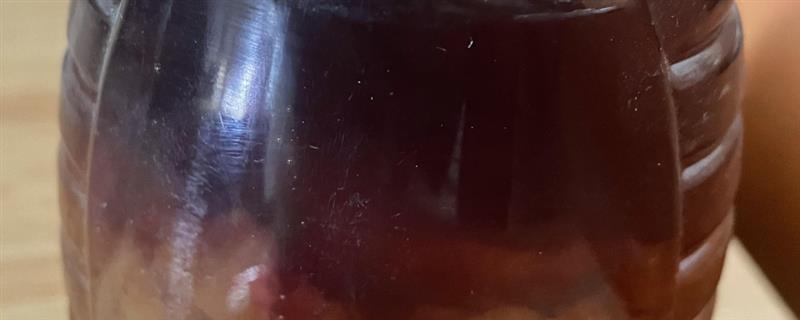 变质的蜂蜜能不能吃，食用后容易引起食物中毒