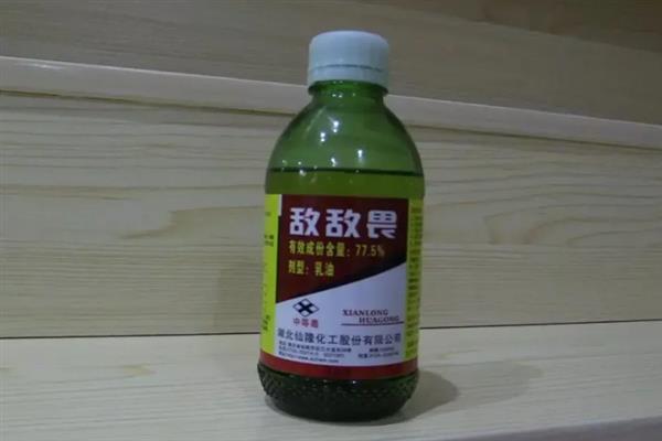 敌敌畏的室内使用方法，与清水按照1：10的比例配制