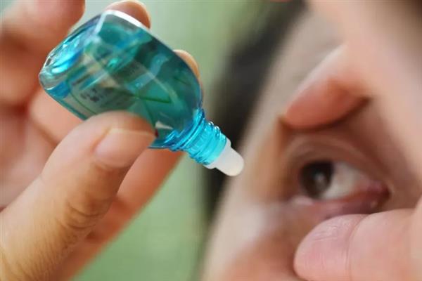 敌敌畏的室内使用方法，与清水按照1：10的比例配制