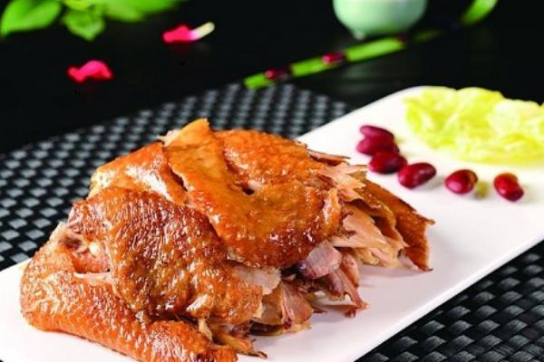 河南省台前县的特产，吴坝大蒜被视为上乘调味品