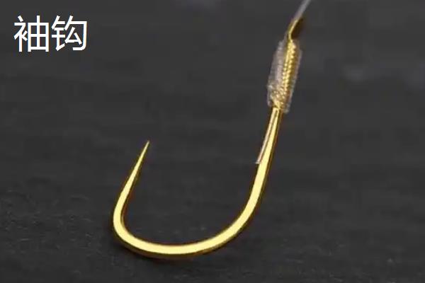 秋田狐钩与袖钩的尺寸对比，二者的1-6号钩各项数值比较接近