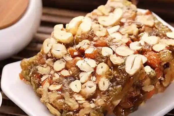 河北省香河县的特产，有邢营臭豆腐、羊眼儿包子等