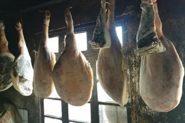 宣威火腿产于哪里，属于云南省宣威市的著名特产