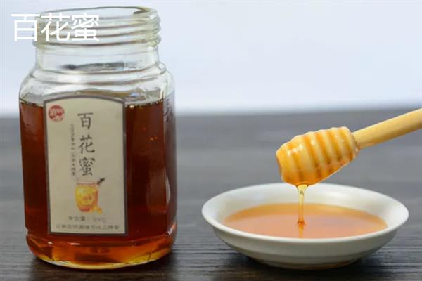 蜂蜜的种类，常见的有槐花蜜、百花蜜等