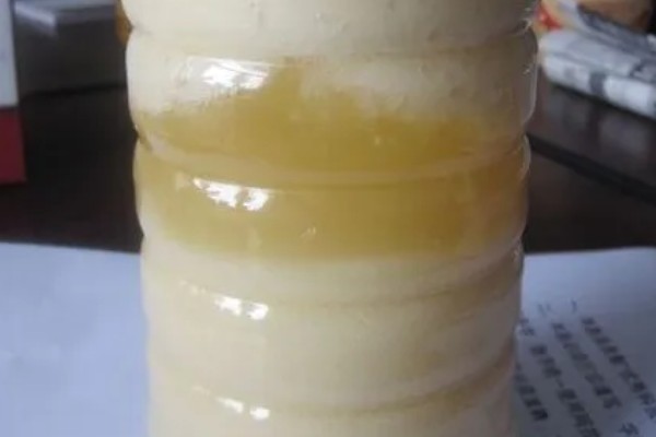 蜂蜜的结晶原理,从粘稠的液体状变成固体状