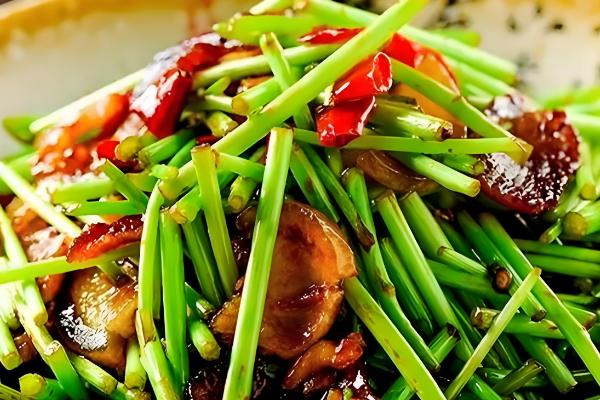 江西南昌的特产,有军山湖大闸蟹、生米藠头等