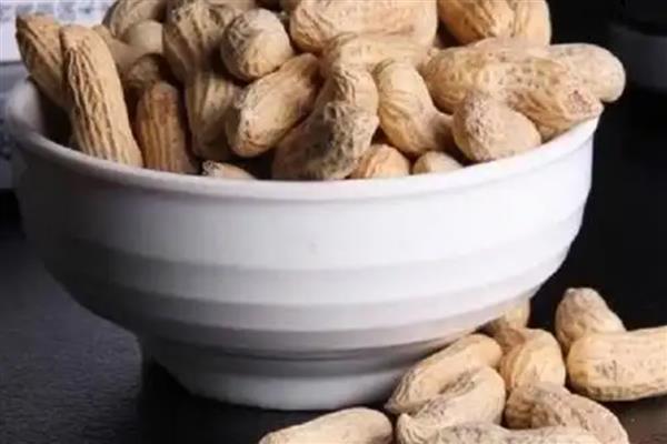 浙江省嵊州市的特产，嵊州水蜜桃备受消费者欢迎