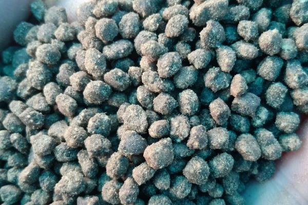 对黄瓜喷乙烯利的时间，适合在2-3片真叶期喷雾