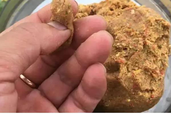 怎么有效垂钓鲢鳙，选择溶氧含量高的水域