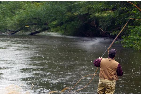 3到5米的水深能否使用拉饵，多添加一些拉丝粉便可使用