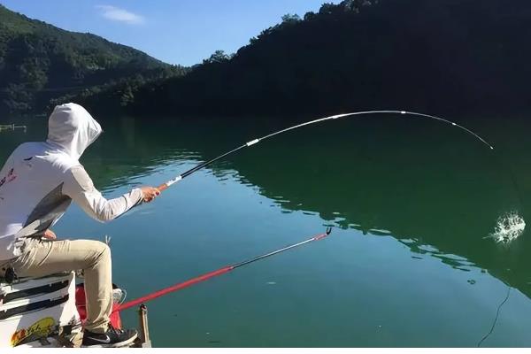 3到5米的水深能否使用拉饵，多添加一些拉丝粉便可使用