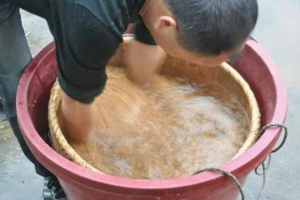 水稻的施肥时间，插秧半个月后追施分蘖肥