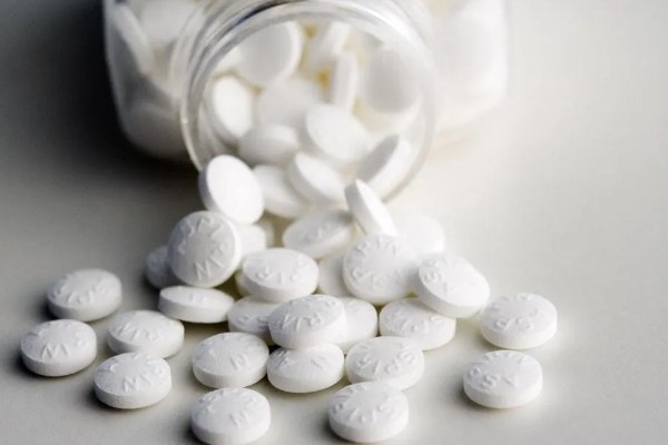 阿司匹林怎么浇兰花，生长期间隔一个月浇一次