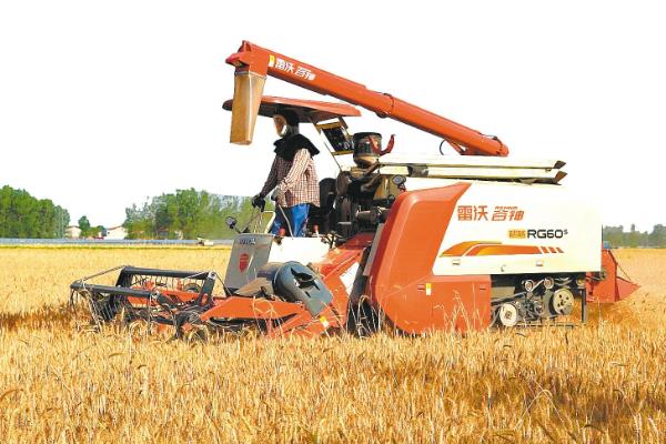 小麦联合收割机的维修,滚筒堵塞需及时改装滚筒