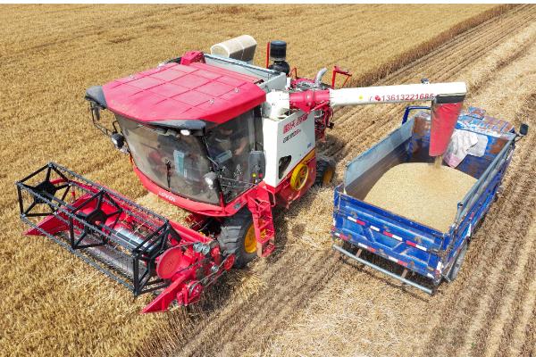 小麦联合收割机的维修,滚筒堵塞需及时改装滚筒