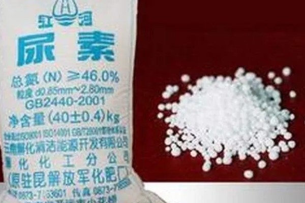 冲施肥的用法，将肥料兑水稀释后再倒入沟中或穴内