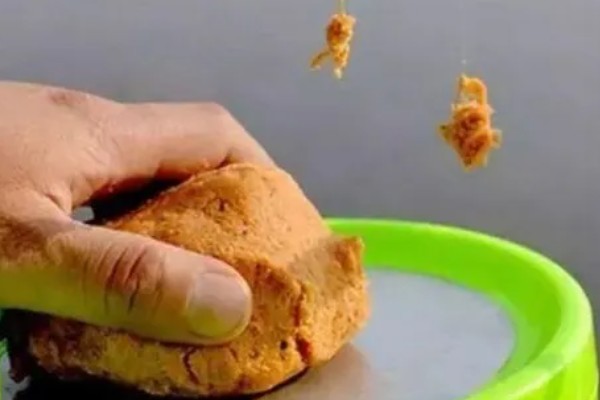 铅坠的作用，可以平衡线组