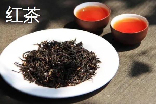 红茶与绿茶有什么区别,外形、制作工艺、口感等方面都不同