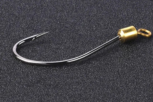 丸世鱼钩的特点，钩条适中、钩门窄