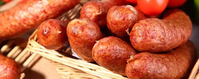 哈尔滨的特色美食，有锅包肉、哈尔滨红肠等