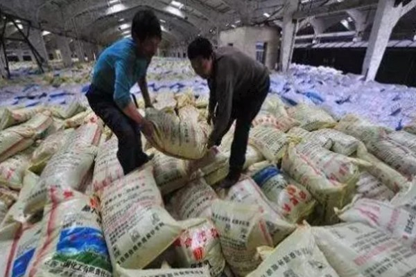 冬季化肥如何储存，需要密封保存