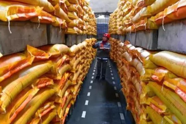 冬季化肥如何储存，需要密封保存