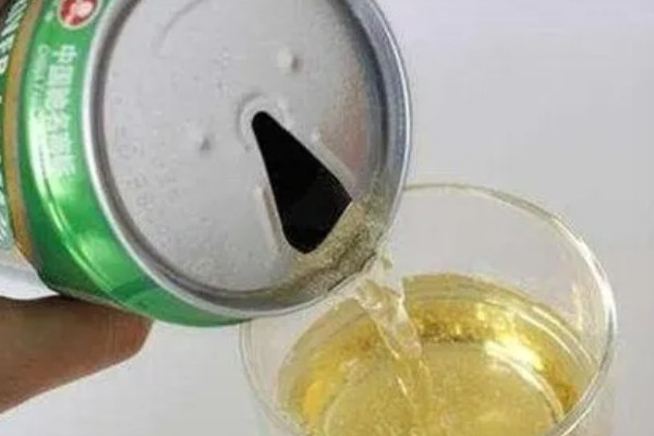 龟背竹能不能浇啤酒，浇灌后能让叶片更加碧绿