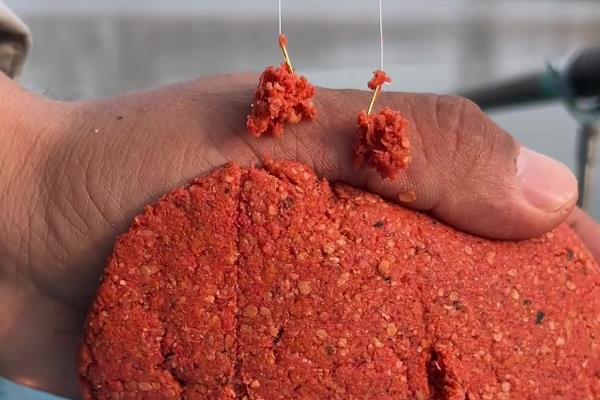 钓鱼有哪些技巧，钓位根据季节、时间等确定