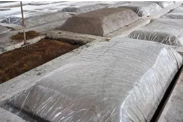 灌浆膜如何使用，风力5级以上需关闭放风口