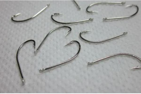 白狐1号鱼钩可以钓多大的鱼，适合钓2两至半斤的鱼