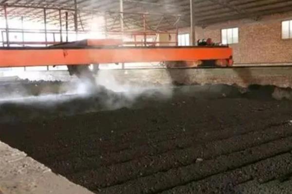鸡粪的快速发酵方法，根据干湿度选择不同的方式