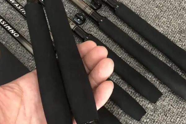 起重机鱼竿的简介，属于碳素竿调性为28调