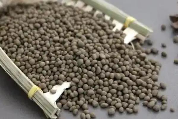 磷酸氢二铵是哪种肥料，是一种富含矿物质磷的植物性化肥
