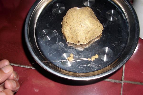 钓鱼的饵料能自己制作吗，可以自制饵料