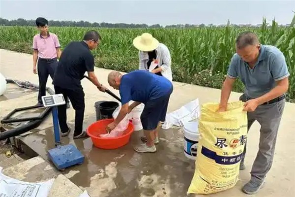 冲施肥的使用技巧，需正确选择冲施肥的肥料种类