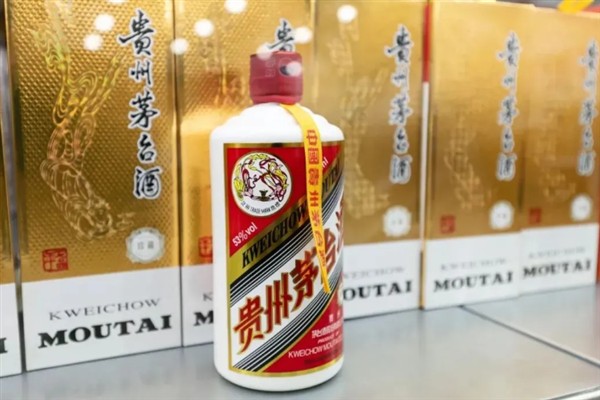 春节前后适合卖什么，春联、酒水、糖果等商品是不错的选择