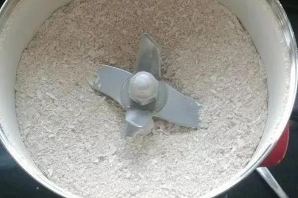 磷钾肥的种类，常见草木灰、磷酸二氢钾等类型