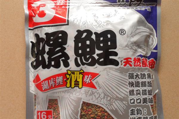 夏天钓鲫鱼用什么味型的饵料，推荐麸香、谷香型饵料