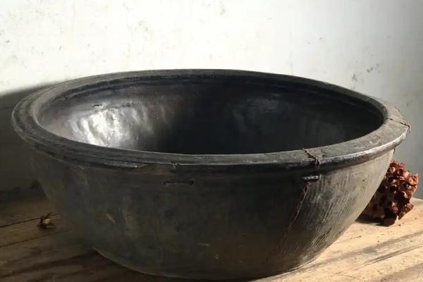 六月雪适合用什么盆种，建议用陶盆或者瓦盆