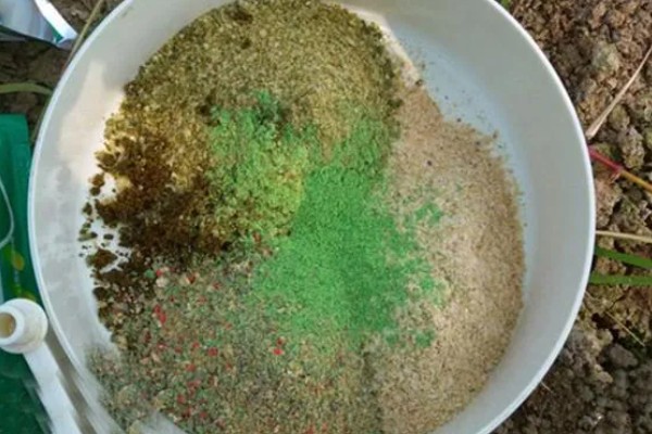 钓白条鱼的技巧，最好用的鱼钩是七星钩
