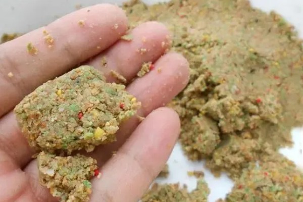 钓白条鱼的技巧，最好用的鱼钩是七星钩
